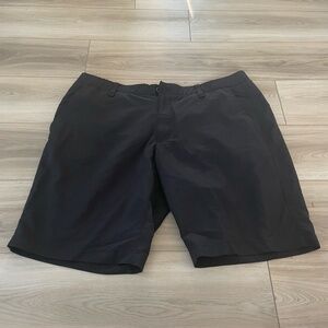 Under Armour Mens‎ Black HeatGear Loose Athletic Shorts Size 42